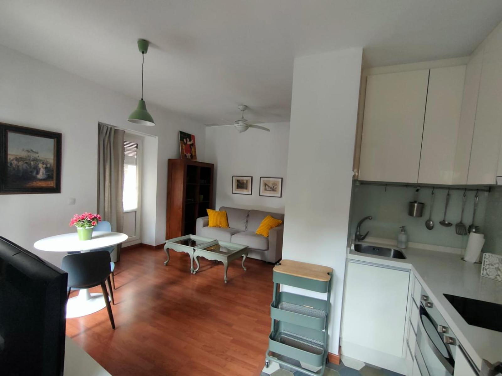 Apartment Alameda 1 *